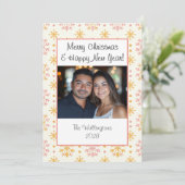 ミニマルなオレンジとピンクのスノーフレーククリスマス シーズンカード (スタンド正面)