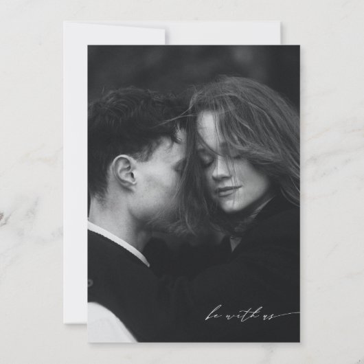 ミニマルなオーバーレイフォトブラック&ホワイト結婚ズ 招待状 (裏面)