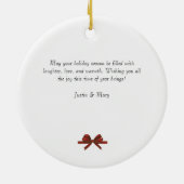 ミニマルなクリスマスの水の色の常緑雪 セラミックオーナメント (裏面)