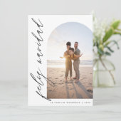 ミニマルなクリスマス ツリーと手書き文字の写真 シーズンカード (スタンド正面)