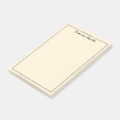 ミニマルなクリームエレガントの机から ポストイット (アングル)