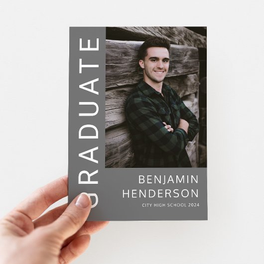 ミニマルなグレー写真卒業 案内状