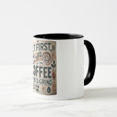 ミニマルなコーヒーマグとはっきりしたタイポグラフィ居心地 マグカップ (正面右)