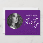 ミニマルなスクリプトフォト30th誕生日パーティー紫 招待状 (正面)