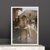 ミニマルなスクリプトホワイトオーバーレイ写真卒業 案内状