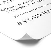 ミニマルなセルフィーステーション ウェディングハッシュタグサイン ポスター (角)