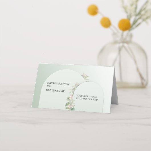 ミニマルなソフトグリーンボーホアーチ赤面フローラ プレイスカード (裏面)