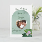 ミニマルなソフトピンク&グリーンロータスの日付を保存 招待状 (スタンド正面)