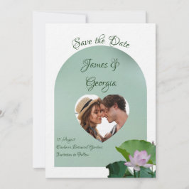 ミニマルなソフトピンク&グリーンロータスの日付を保存 招待状