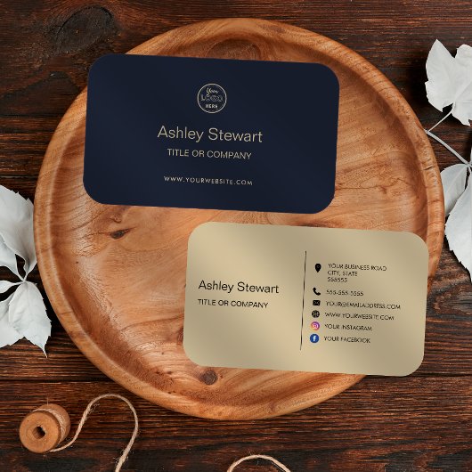 ミニマルなソーシャルメディアWebサイトロゴモダンネイビー 名刺