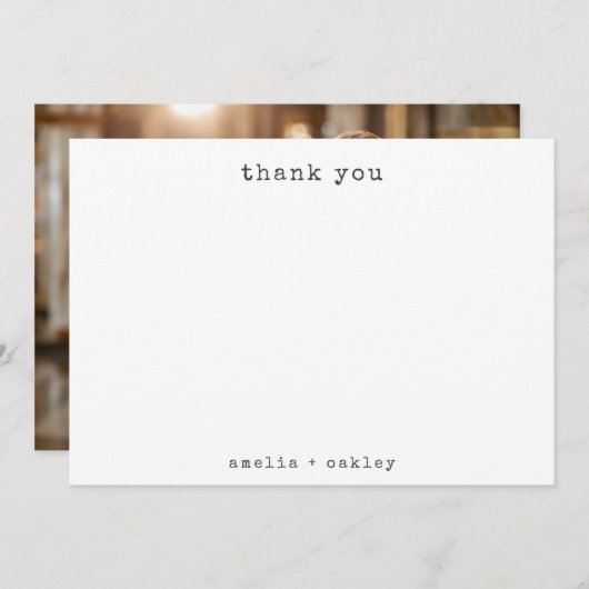 ミニマルなタイプライターホワイトカスタムウェディングフォト サンキューカード (正面/裏面)