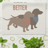 ミニマルなダックスフントのシルエットのカスタムな引用文 キッチンタオル (折り畳み)