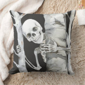 ミニマルなハロウィーンの水彩笑顔のスケルトン クッション (ブランケット)