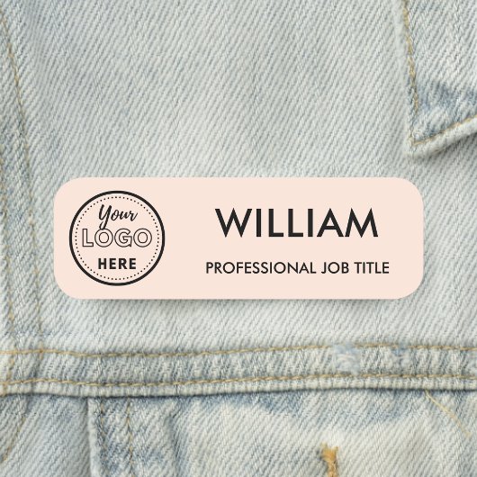 ミニマルなビジネスロゴ赤面ピンクの従業員スタッフ 名札