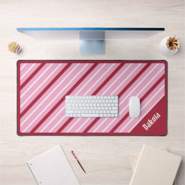 ミニマルなピンクと暗い赤と白ストライプ デスクマット