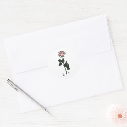 ミニマルなピンクのローズモノグラム結婚ズ ラウンドシール (封筒)