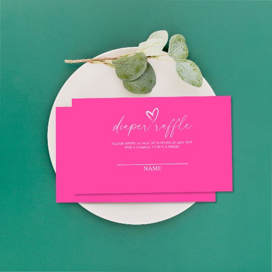 ミニマルなピンクの赤ちゃんシャワーおむつラッフルチケット エンクロージャーカード