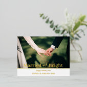 ミニマルなフォイルメリーフォトと明るい新婚F 箔シーズンポストカード (立ち正面)