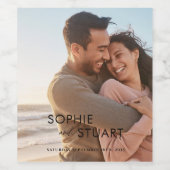 ミニマルなフォトオーバーレイシンプルタイポグラフィ結婚ズ ワインラベル (シングルラベル)