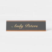 ミニマルなブラックと金ゴールド書 デスクネームプレート (正面)