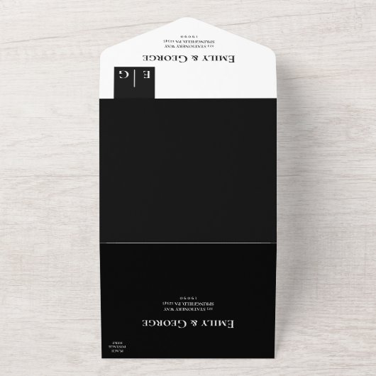 ミニマルなブラックアンドホワイトのモノグラムエレガントウェディング オールインワン招待状 (外側)