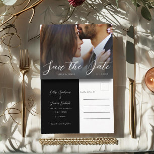 ミニマルなブラック＆ホワイトの写真を使った結婚式のSave the Dateカード ポストカード