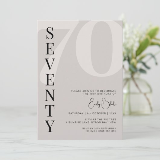 ミニマルなベージュ70歳の誕生日パーティー 招待状 (スタンド正面)