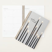 ミニマルなライトブラックラインのキャンドルの炎 プランナー手帳 (ディスプレー)