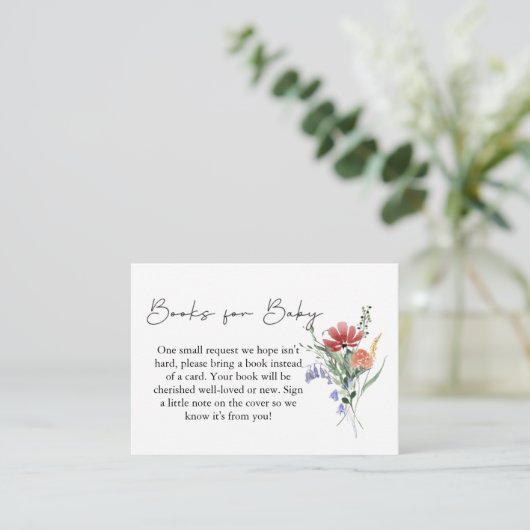 ミニマルなワイルドフラワーダークピンクのベビー エンクロージャーカード (スタンド正面)