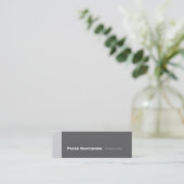 ミニマルな中立色の単純化したコンサルタント スキニー名刺 (スタンド正面)