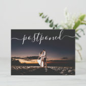 ミニマルな写真で延期する結婚式の日程変更のお知らせ 案内状 (スタンド正面)