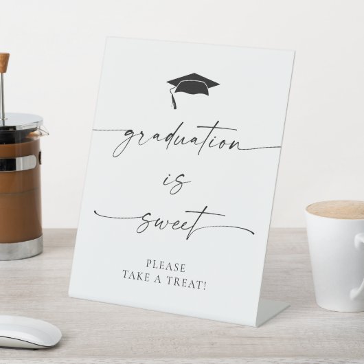 ミニマルな卒業は甘い 台座サイン (インサイチュ)