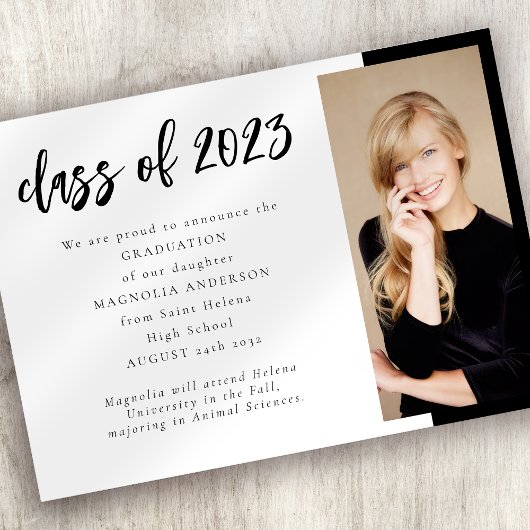 ミニマルな卒業写真のお知らせ 招待状
