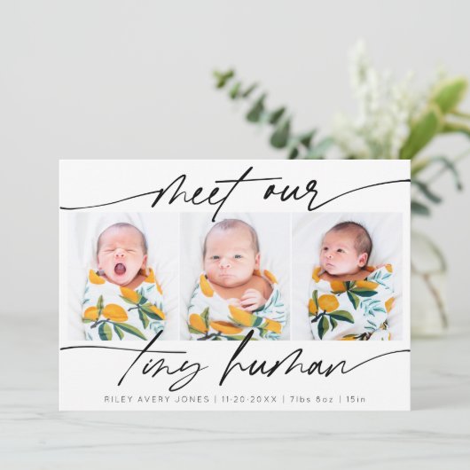 ミニマルな小さな人間生まれたばかりのベビー3 Photo Collage 案内状 (スタンド正面)