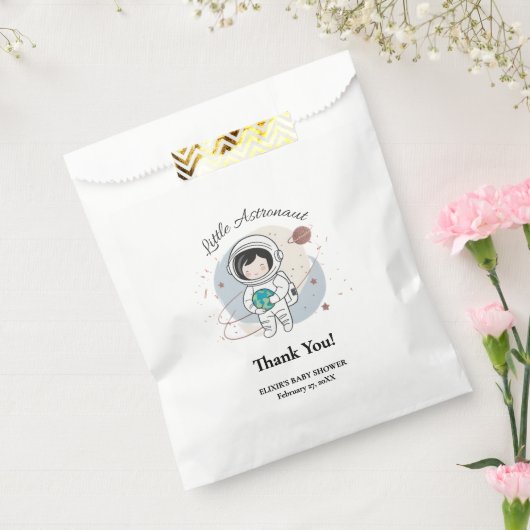 ミニマルな小さな宇宙飛行士の赤ちゃんシャワー フェイバーバッグ (封をした状態)