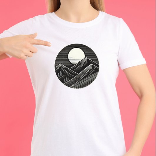 ミニマルな山の風景 Tシャツ