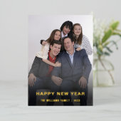 ミニマルな新年のタイポグラフィーファミリー写真 箔シーズンカード (立ち正面)