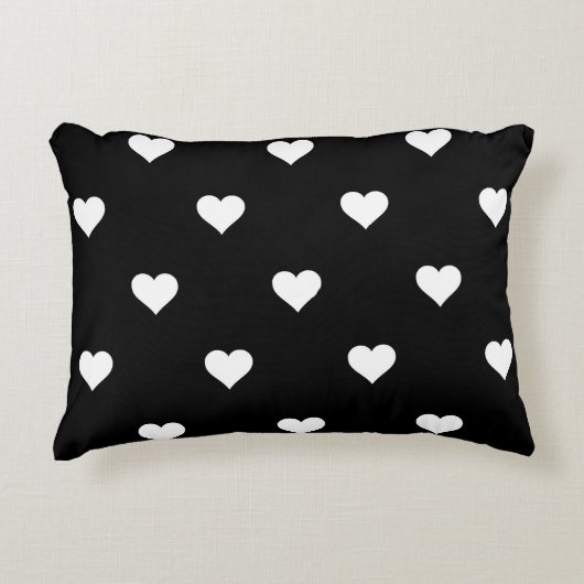 ミニマルな白黒ハートパターン アクセントクッション (正面)