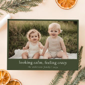 ミニマルな緑のおもしろいクリスマス家族の写真 シーズンカード