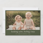 ミニマルな緑のおもしろいクリスマス家族の写真 シーズンカード (正面)