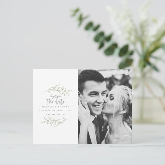 ミニマルな群葉 + 原稿の文字の保存日付 案内ポストカード (スタンド正面)