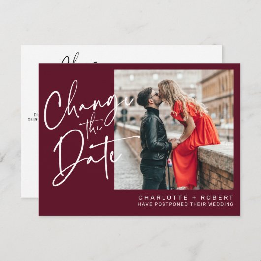 ミニマルな赤結婚い写真の日付の変更 案内ポストカード (正面/裏面)