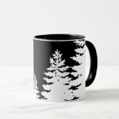 ミニマルな黒松と白松のシルエット マグカップ (正面右)