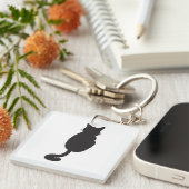 ミニマルな黒猫シルエット キーホルダー (正面右)