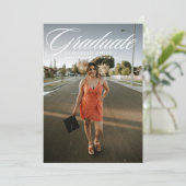 ミニマルな4枚の写真を使った卒業発表 招待状 (スタンド正面)