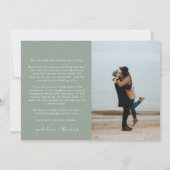 ミニマルなSage Green Scriptと2枚の写真結婚付き サンキューカード (裏面)