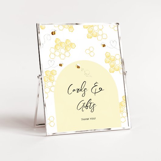 ミニマルのまわりにカードとギフト誕生日 ポスター