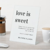 ミニマルはっきりした主義の愛は甘いデザートの看板 台座サイン (インサイチュ)