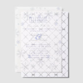 ミニマルエレガントリストブルースノーフレーク冬の結婚式 ベラム紙招待状 (オフセット (招待状))