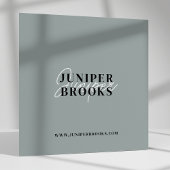 ミニマルエレガントリストSage Green QRコード スクエア名刺